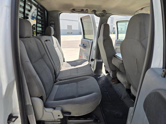 2004 Ford F-550 Super Duty 4X4 4dr Crew Cab 176.2 200.2 in. WB - 22912730 - 8