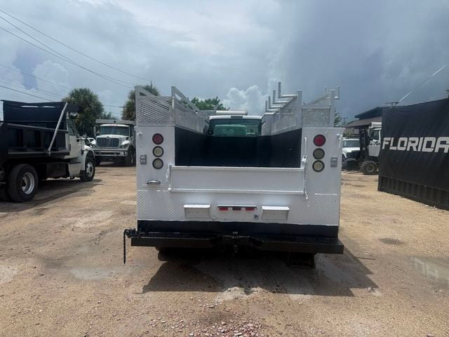 2004 Ford F-750 Crew Cab Utility Service Truck  - 23072111 - 2