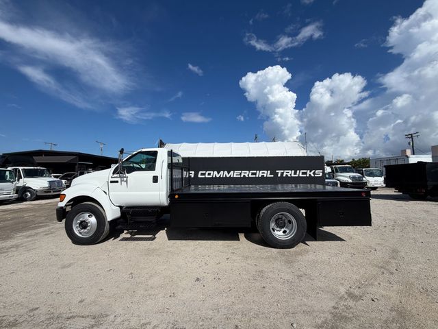 2004 Ford F-750 Flatbed  - 23076131 - 1