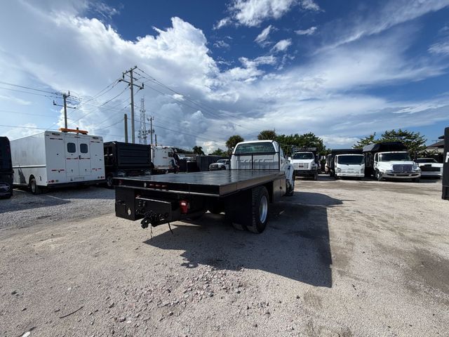 2004 Ford F-750 Flatbed  - 23076131 - 3