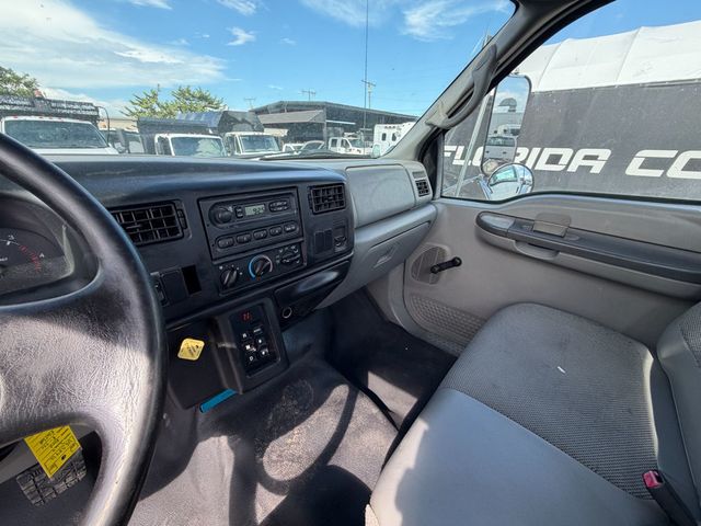 2004 Ford F-750 Flatbed  - 23076131 - 8