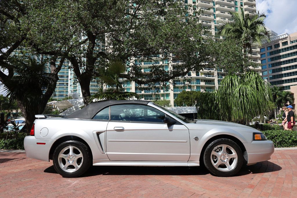 2004 Ford Mustang 2dr Convertible Deluxe - 22943427 - 14