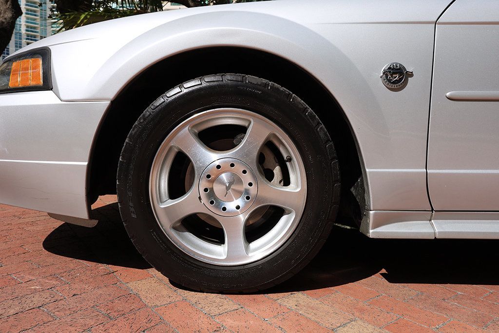 2004 Ford Mustang 2dr Convertible Deluxe - 22943427 - 42