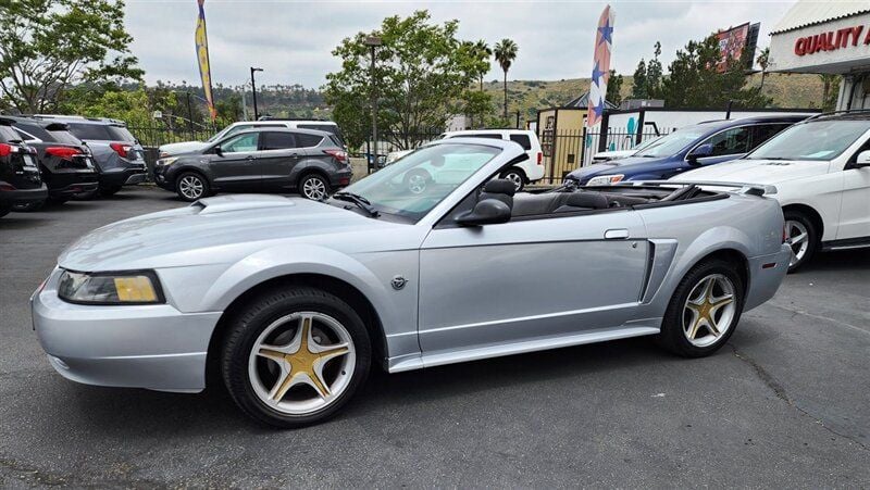 2004 Ford Mustang 2dr Convertible GT Deluxe - 22437822 - 22