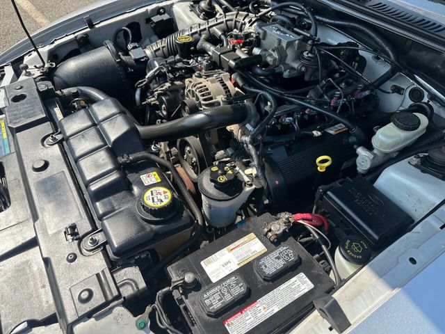 2004 Ford Mustang 2dr Convertible GT Deluxe - 22536888 - 11