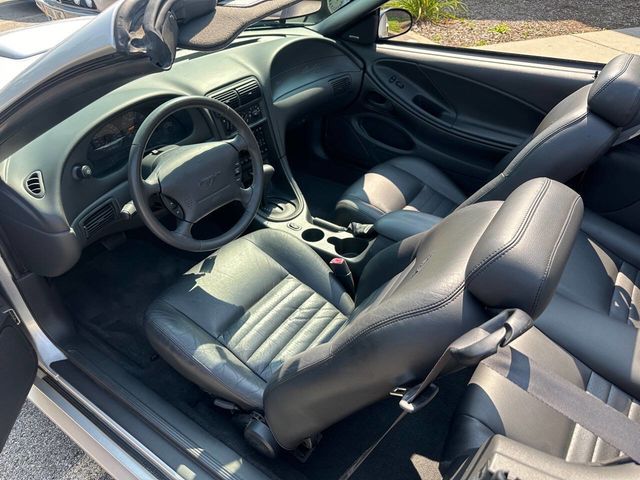 2004 Ford Mustang 2dr Convertible GT Deluxe - 22536888 - 61