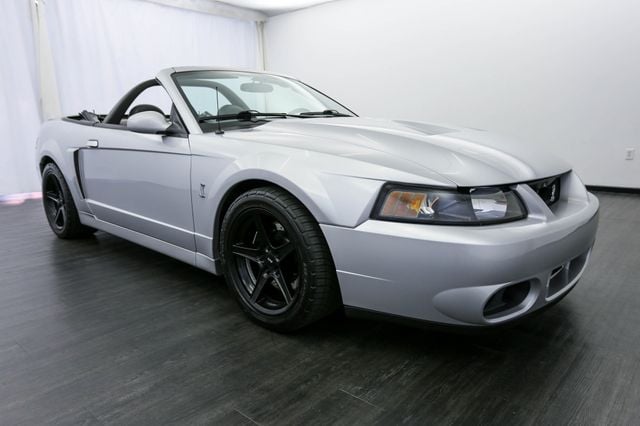 2004 Ford Mustang 2dr Convertible SVT Cobra - 23004614 - 22