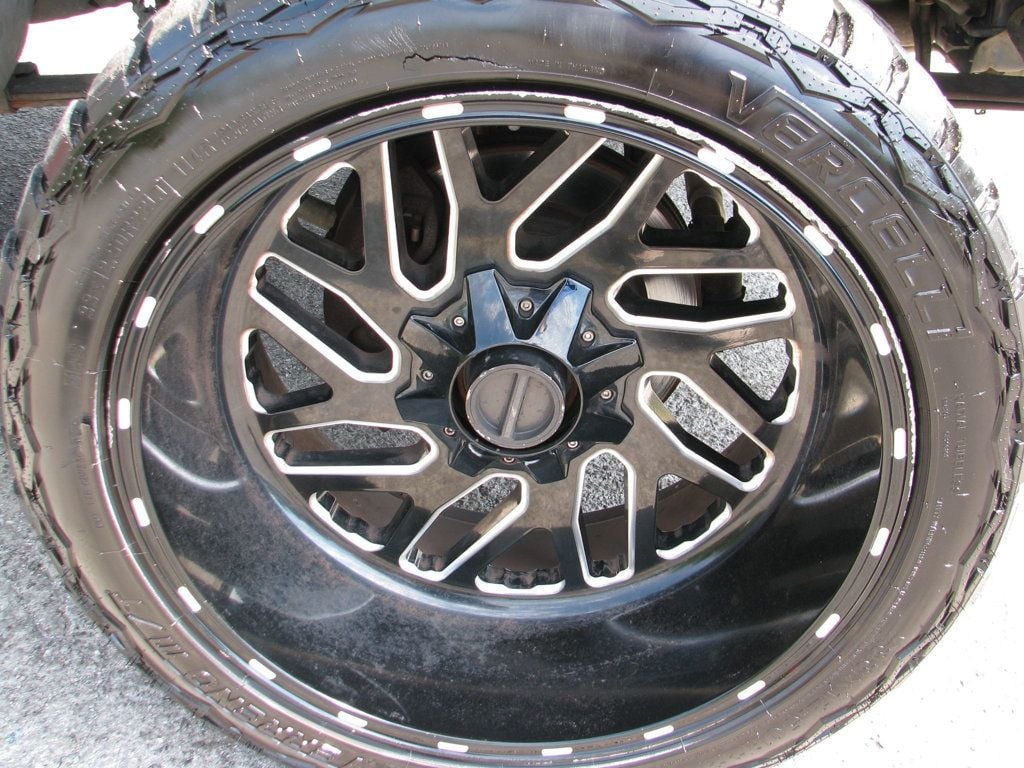 2004 Ford F-250 photo 14