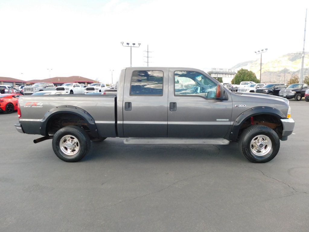 2004 Ford SUPER DUTY F-350 LARIAT FX4 - 22565409 - 10