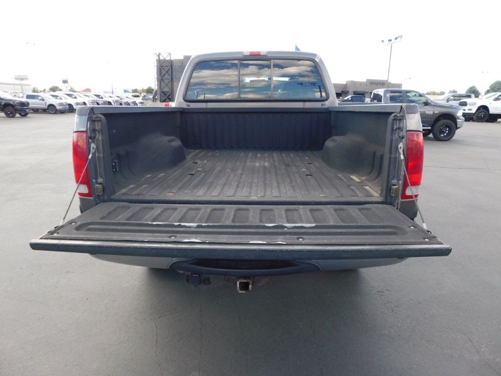 2004 Ford SUPER DUTY F-350 LARIAT FX4 - 22565409 - 8