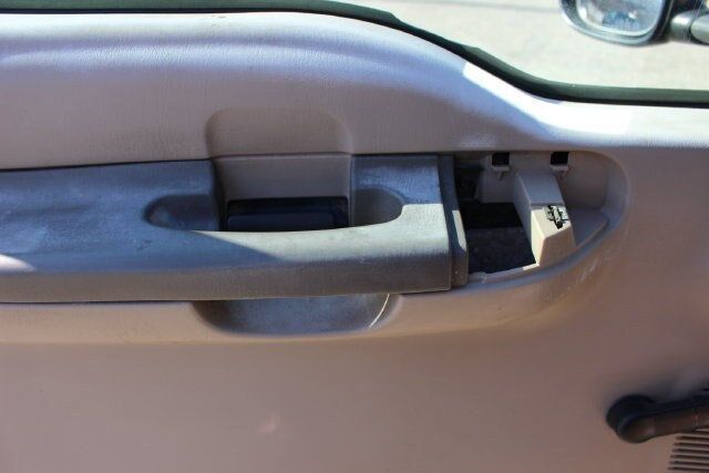 2004 Ford Super Duty F-350 DRW XL - 23094936 - 12