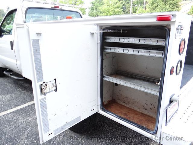 2004 Ford Super Duty F-350 SRW Cab-Chassis Reg Cab 141 - 22025401 - 31