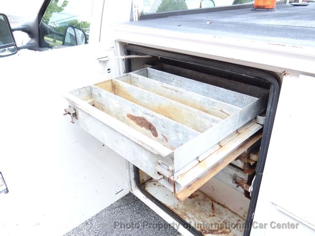 2004 Ford Super Duty F-350 SRW Cab-Chassis Reg Cab 141 - 22025401 - 34