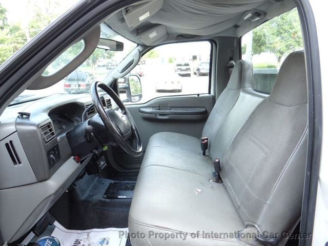 2004 Ford Super Duty F-350 SRW Cab-Chassis Reg Cab 141 - 22025401 - 8