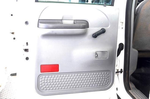 2004 Ford Super Duty F-450 DRW XL - 12714730 - 9