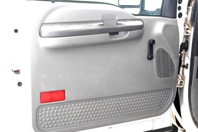 2004 Ford Super Duty F-450 DRW XL - 12714730 - 10