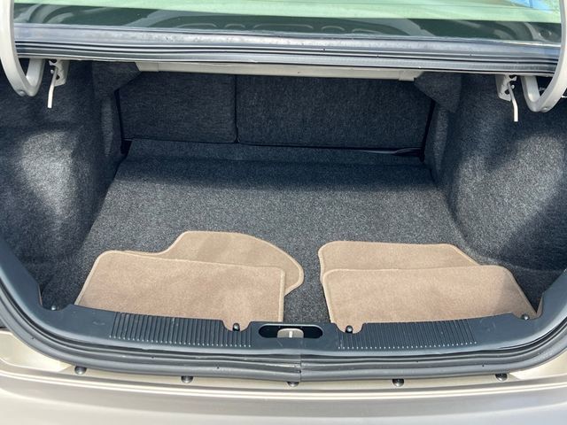 2004 Ford Taurus 4dr Sedan SES - 23021909 - 13