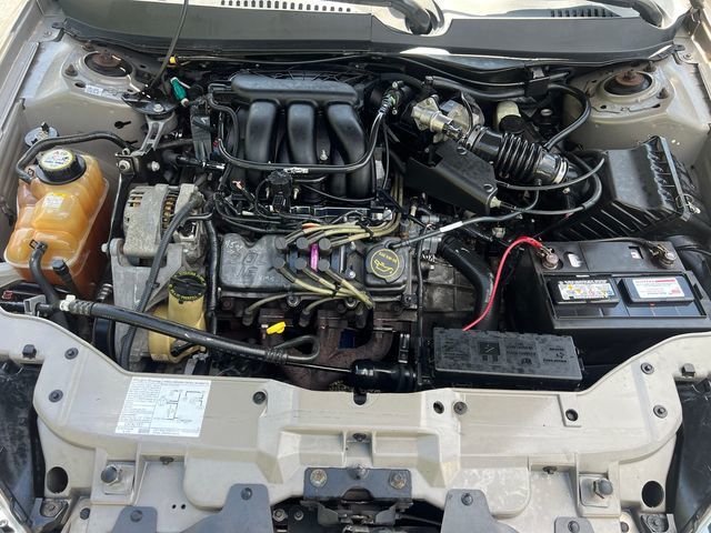 2004 Ford Taurus 4dr Sedan SES - 23021909 - 17