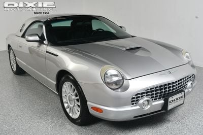 2004 Ford Thunderbird