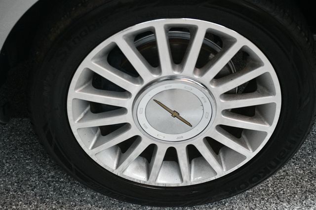 2004 Ford Thunderbird 2dr Convertible Deluxe - 23023528 - 16