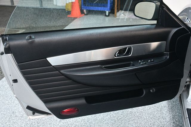 2004 Ford Thunderbird 2dr Convertible Deluxe - 23023528 - 19