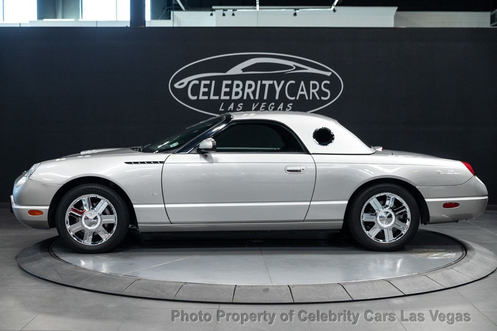 2004 Ford Thunderbird Amazing Condition, clean carfax, 1 owner! - 22911626 - 19