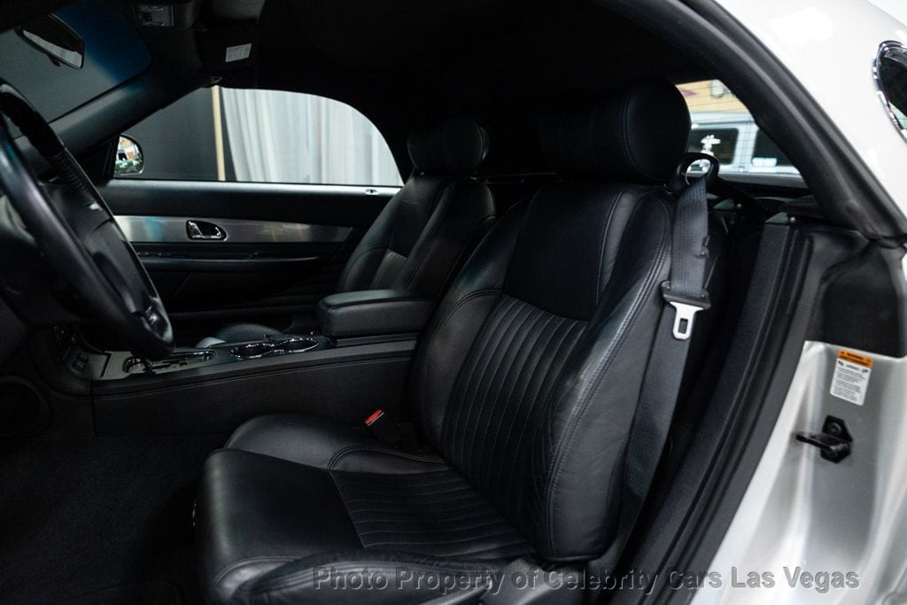 2004 Ford Thunderbird Amazing Condition, clean carfax, 1 owner! - 22911626 - 23