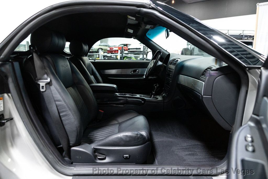 2004 Ford Thunderbird Amazing Condition, clean carfax, 1 owner! - 22911626 - 31