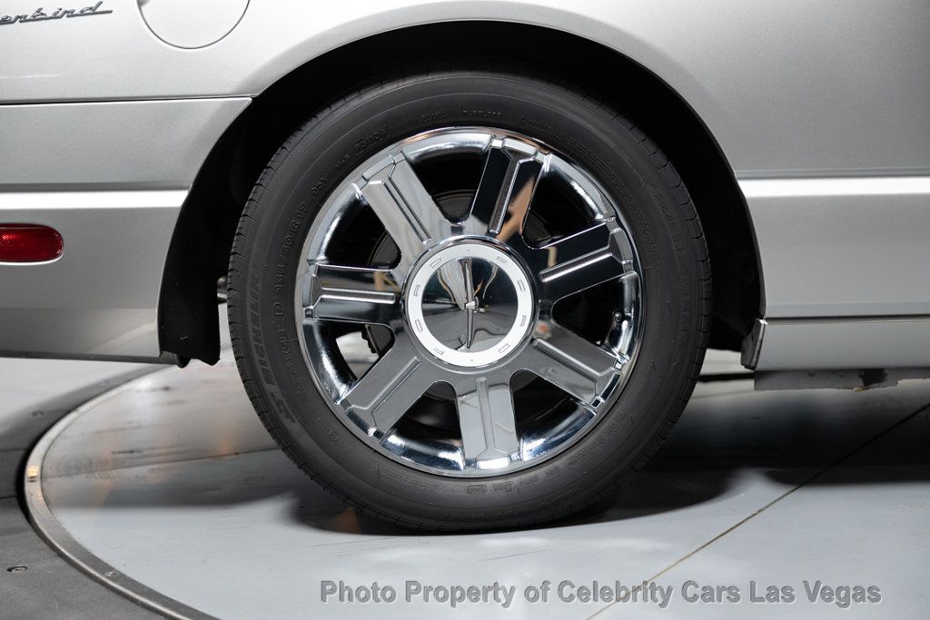 2004 Ford Thunderbird Amazing Condition, clean carfax, 1 owner! - 22911626 - 45