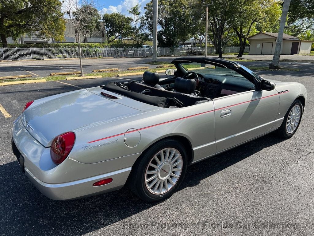 2004 Ford Thunderbird Convertible Deluxe Roadster - 22713145 - 3