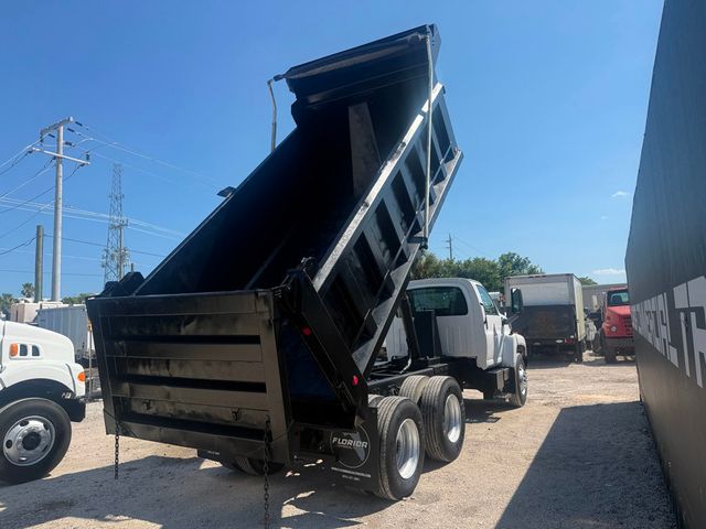 2004 GMC C8500 Tandem Axle Dump Truck  - 23028174 - 3