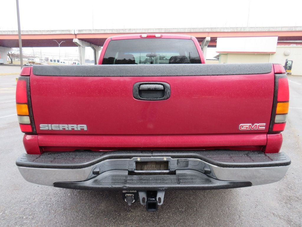 2004 GMC Sierra 1500 Ext Cab 143.5" WB SLE - 21298814 - 4