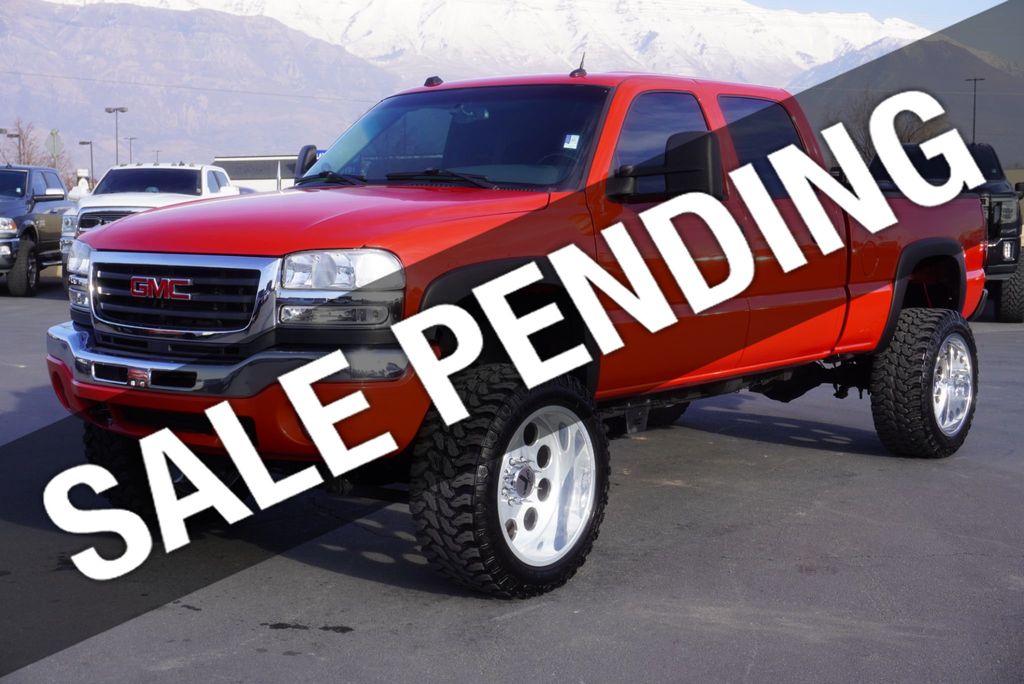 2004 GMC Sierra 2500HD SLT - 22971436 | Video 1