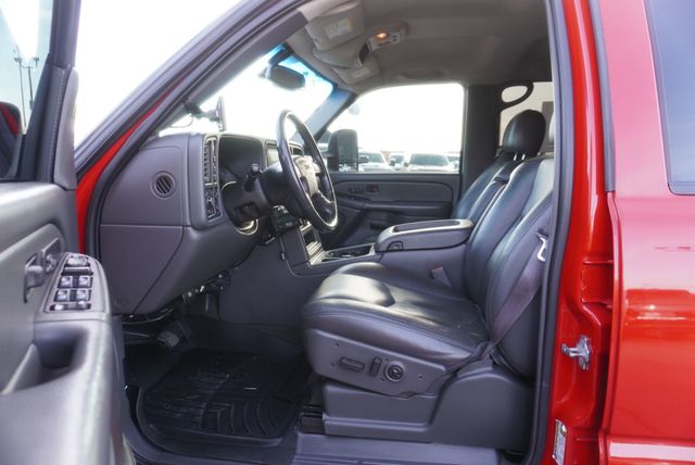 2004 GMC Sierra 2500HD SLT - 22971436 - 18