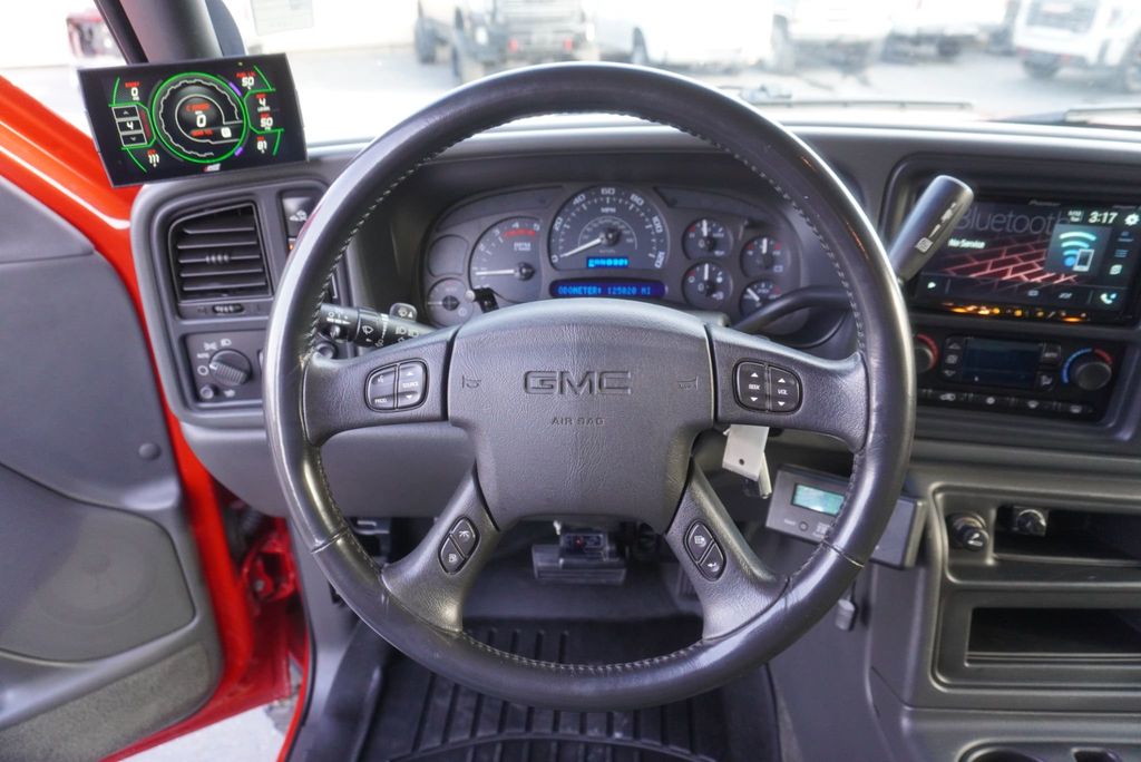 2004 GMC Sierra 2500HD SLT - 22971436 - 30