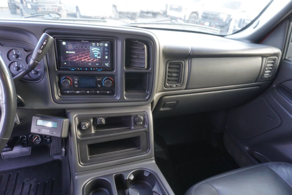 2004 GMC Sierra 2500HD SLT - 22971436 - 31