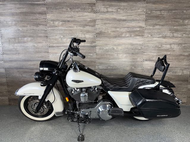2004 Harley-Davidson FLHRCI Road King Classic Recent Service! - 23053325 - 11