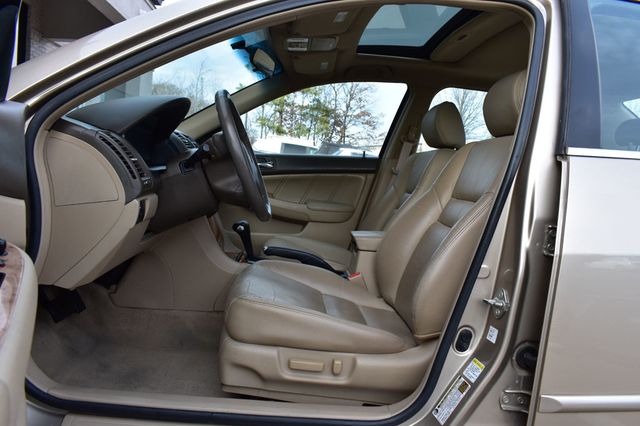 2004 Honda Accord Sedan EX Automatic w/Leather/XM - 22973676 - 13