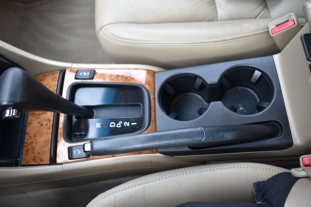 2004 Honda Accord Sedan EX Automatic w/Leather/XM - 22973676 - 32