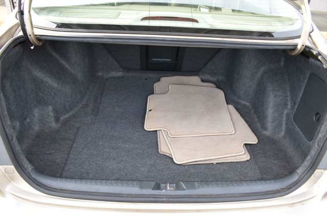 2004 Honda Accord Sedan EX Automatic w/Leather/XM - 22973676 - 37