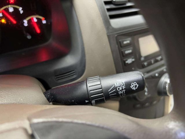 2004 Honda Accord Sedan LX Automatic - 22952370 - 25