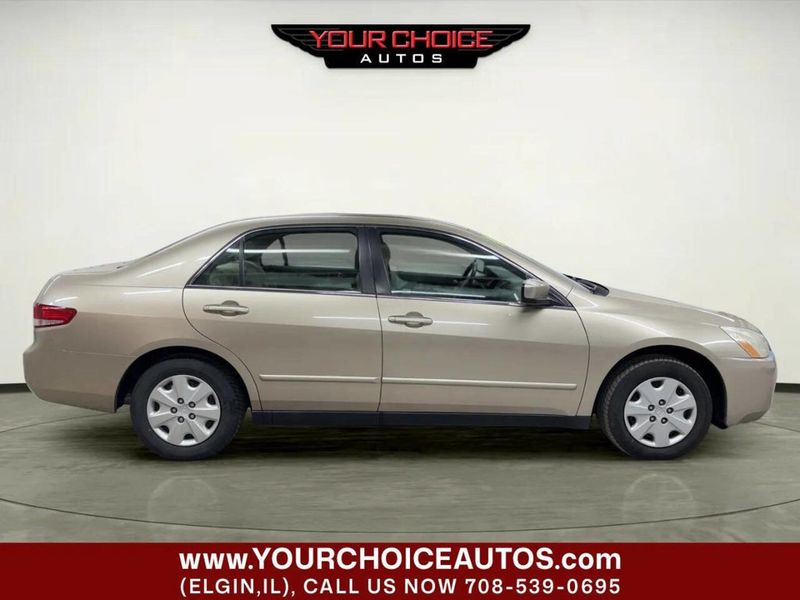 2004 Honda Accord Sedan LX Automatic - 22952370 - 5