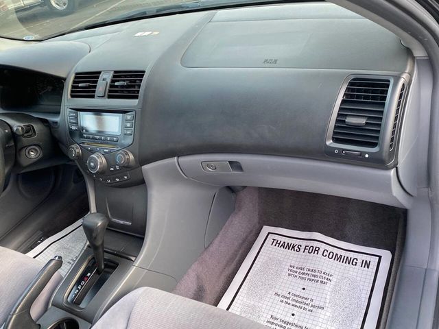 2004 Honda Accord Sedan LX Automatic - 23009018 - 12
