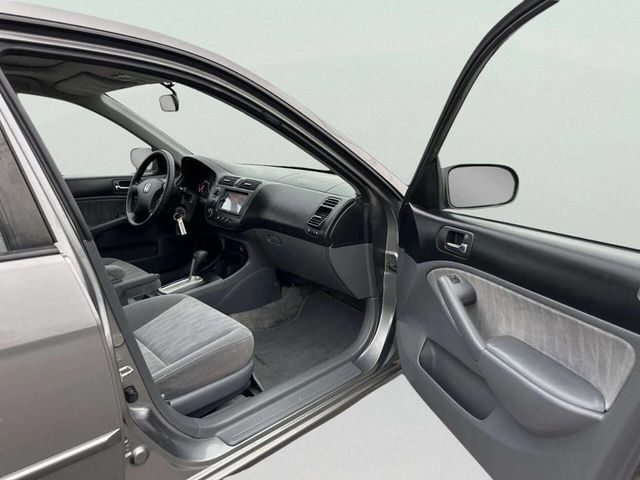 2004 Honda Civic 4dr Sedan EX Automatic - 22949725 - 17