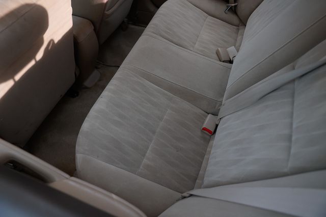 2004 Honda Civic 4dr Sedan LX Automatic - 22954486 - 12