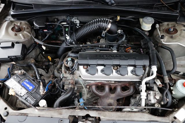 2004 Honda Civic 4dr Sedan LX Automatic - 22954486 - 22