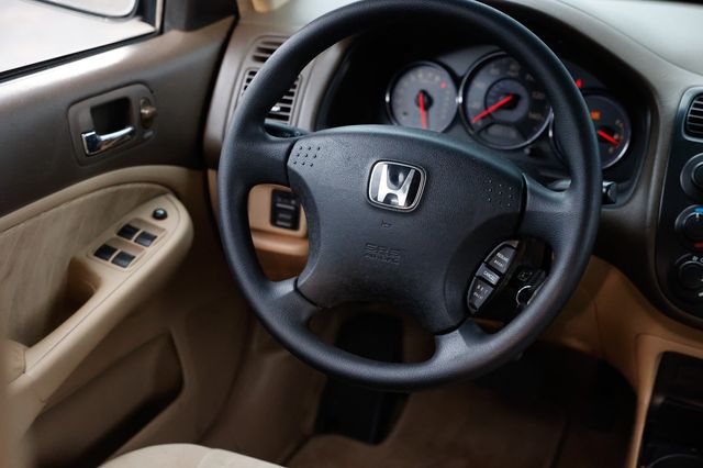 2004 Honda Civic 4dr Sedan LX Automatic - 22954486 - 30