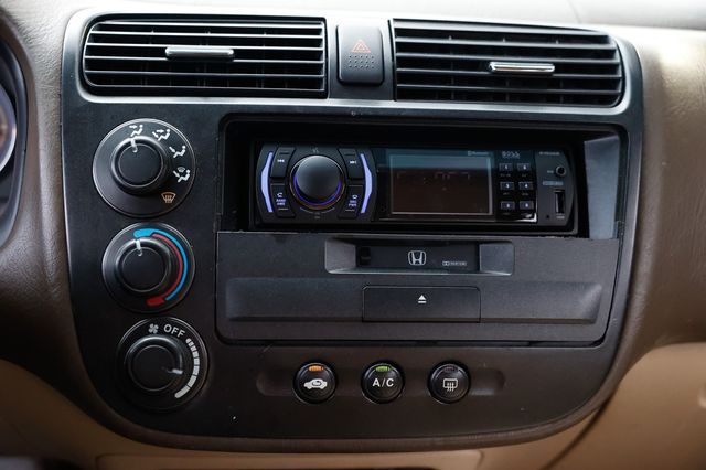 2004 Honda Civic 4dr Sedan LX Automatic - 22954486 - 34