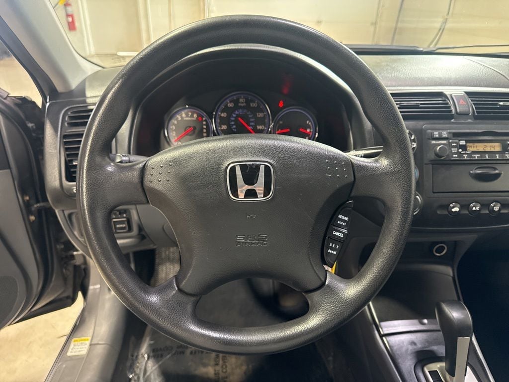 2004 Honda Civic 4dr Sedan LX Automatic w/Side Airbags - 23022285 - 5