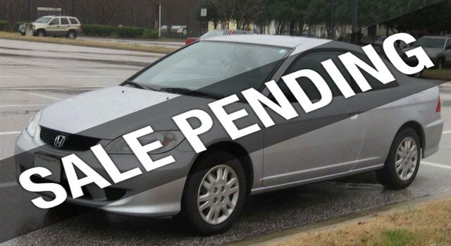 2004 Honda Civic LX Coupe - 11317621 - 0